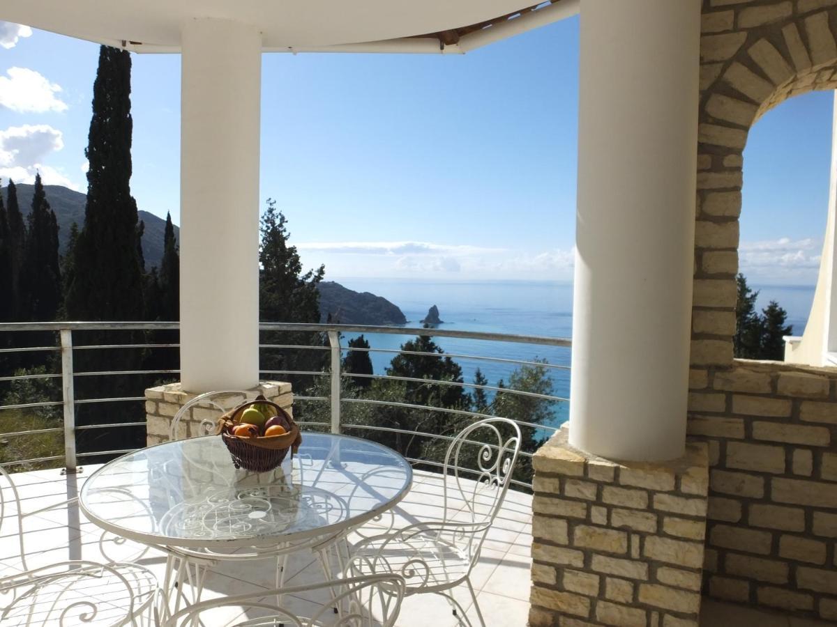 Villa Alibertini Айос-Гордіос Екстер'єр фото
