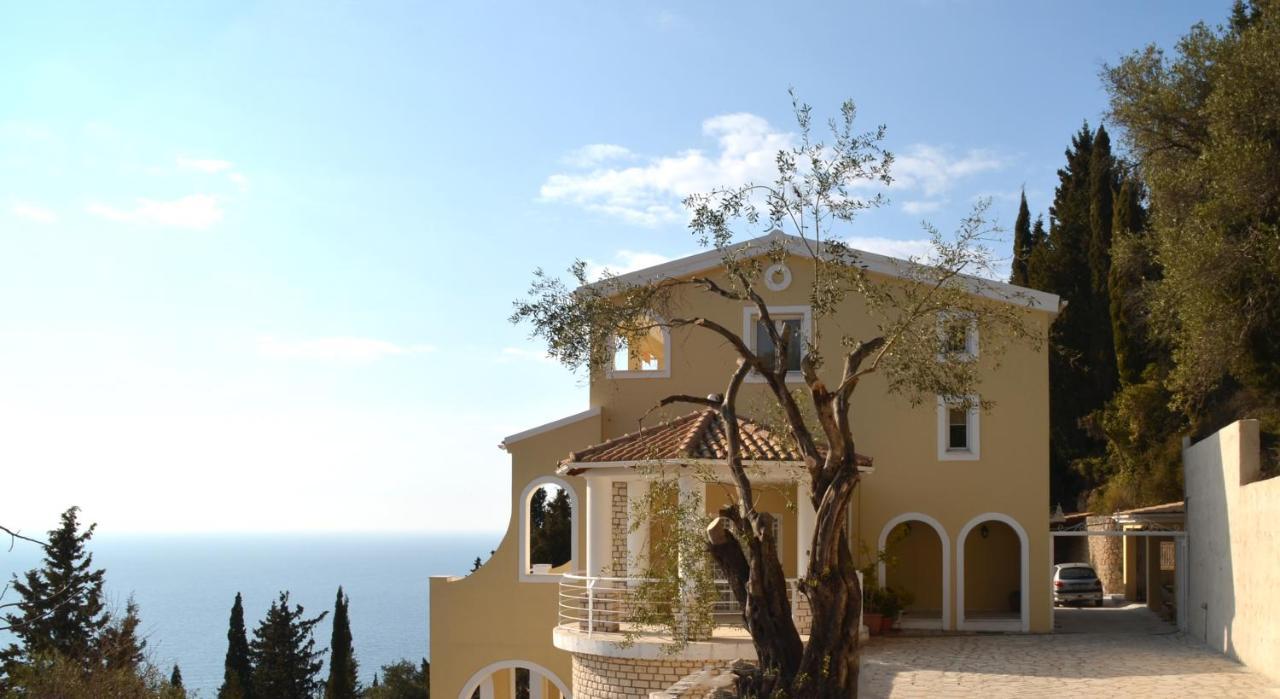 Villa Alibertini Айос-Гордіос Екстер'єр фото